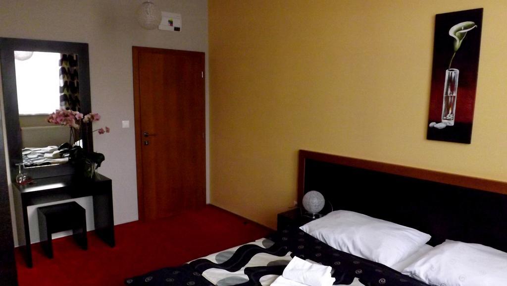 Guest House Penzion Fortuna Twardoszyn Pokój zdjęcie